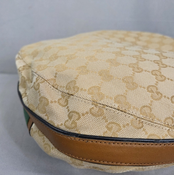 Gucci Beige and Brown Shoulder Bag with Green and Red Stripes - Picture 12 of 16